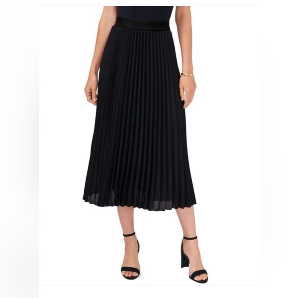 Vince Camuto pleated skirt large